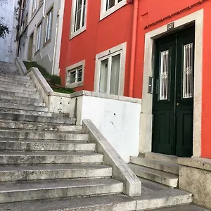 https://encantadora-casa-do-limoeiro.hotels-lisbon-portugal.com